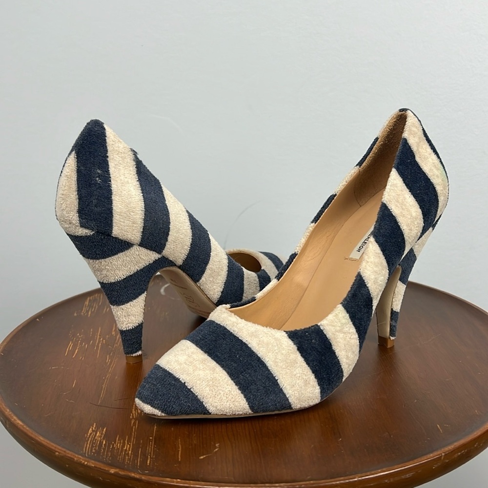 Kathryn Amberleigh size 7 striped terry cloth heels